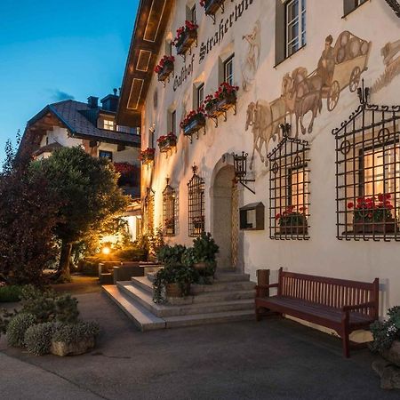 Strasserwirt - Ansitz Zu Tirol Strassen Luaran gambar