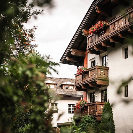 Strasserwirt - Ansitz Zu Tirol Strassen Luaran gambar