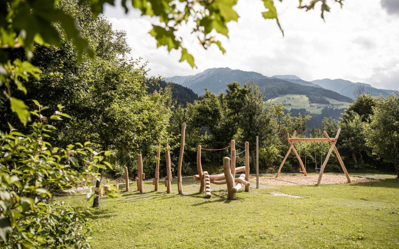 Strasserwirt - Ansitz Zu Tirol Strassen Luaran gambar